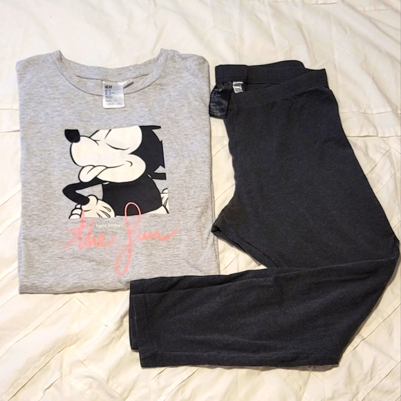 H & M - Disney Collab Mickey Mouse T shirt and legging combo - Picture 1 of 8